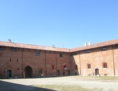 Restauro del muro di cinta e della copertura del Castello Visconteo